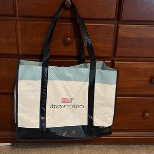 Vineyard vines nylon tote bag